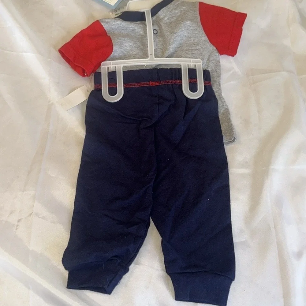 Duck Duck Goose Baby Boys Fire Truck Captain Courageous 2pc Set 3-6M NWT
